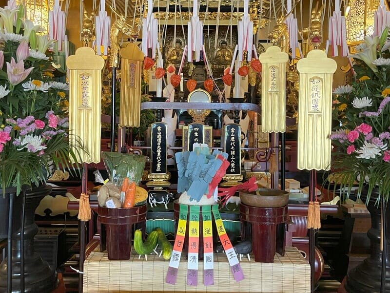 日蓮宗寺院のお盆のしつらえ.jpg