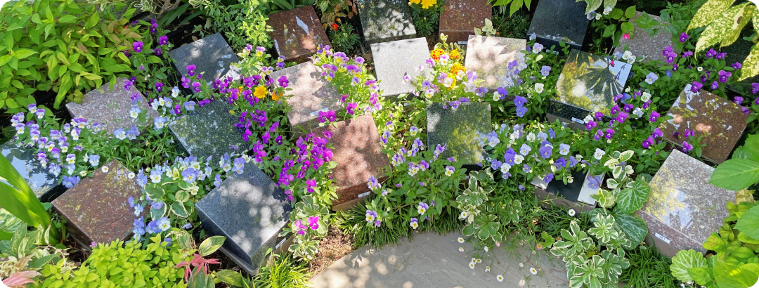 アンカレッジの樹木葬