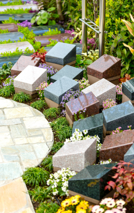 アンカレッジの樹木葬