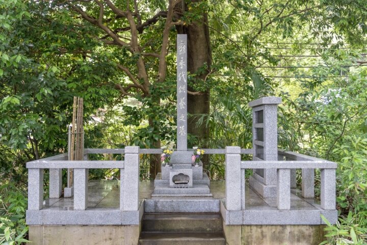 _re_ (720)●墓石素材_合同墓_青葉台.jpg